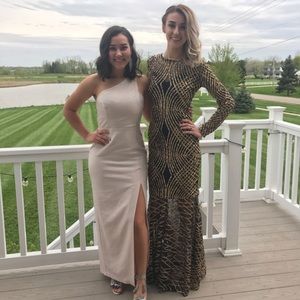 Sequin Detailed Formal Dress